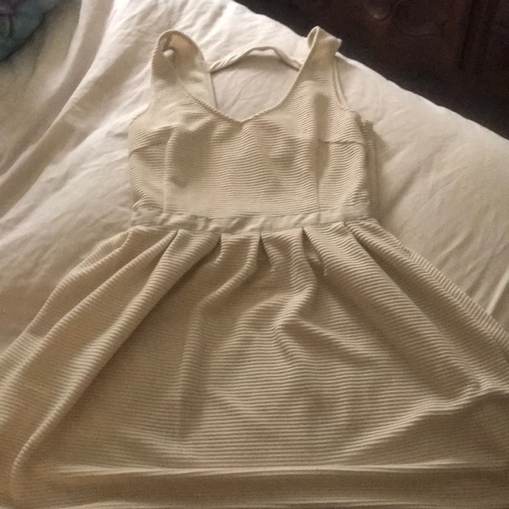 American Eagle cream dress!!